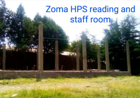 Baufortschritt der Lese- und Mitarbeiterräume der Zoma Higher Primary School